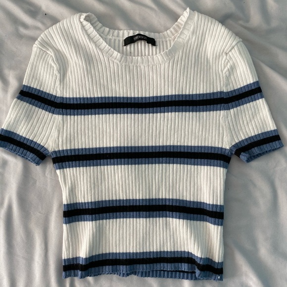 Striped forever 21 crop top - Picture 2 of 2